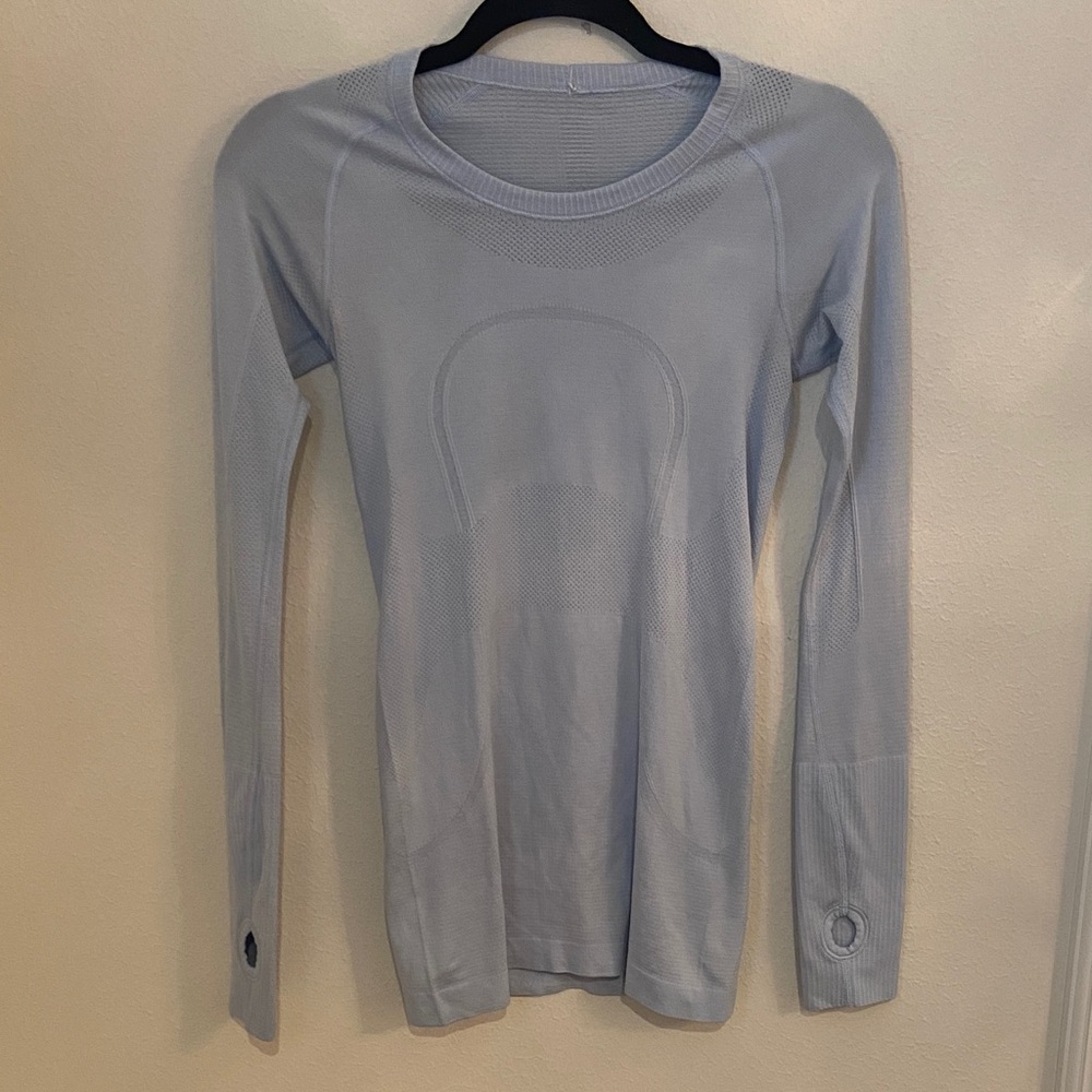 Lululemon Swiftly Tech Long Sleeve Crew Blue